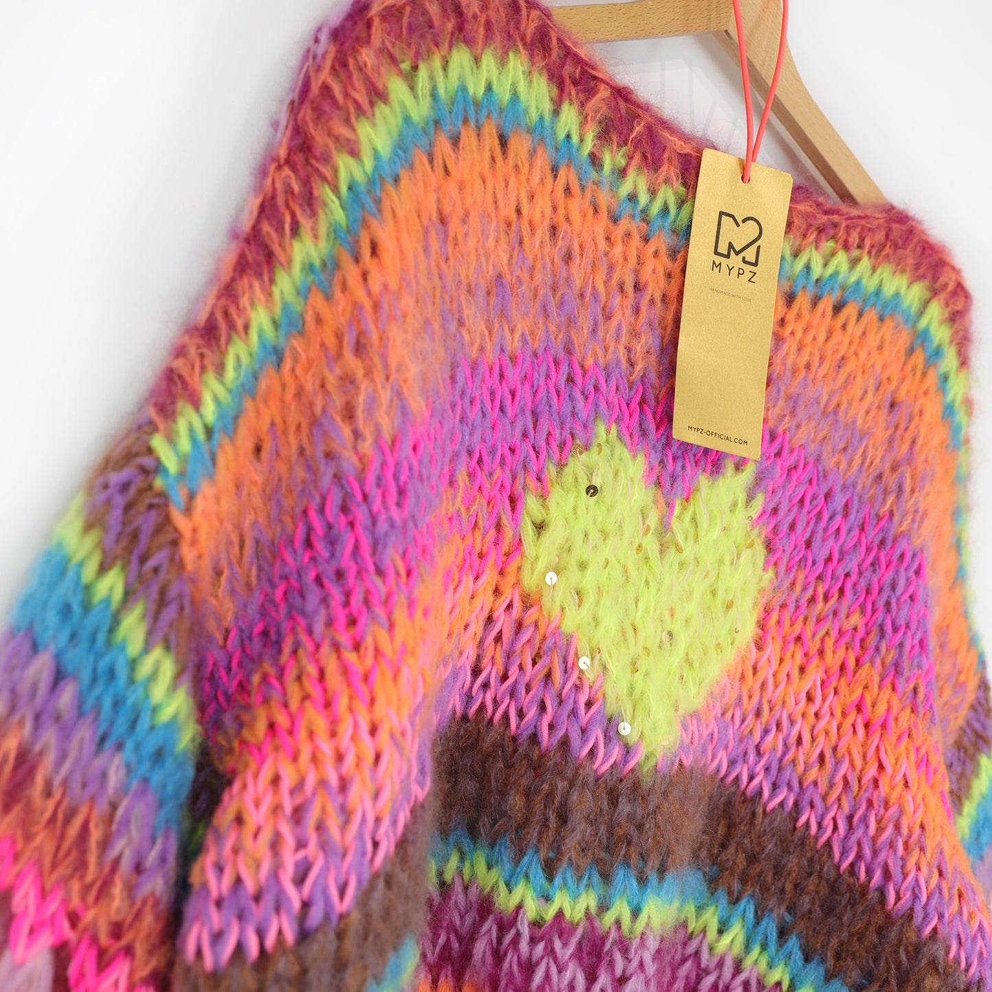Knit pattern – MYPZ Short Chunky Pullover Neon Hearts No15 (ENG-NL-DE)